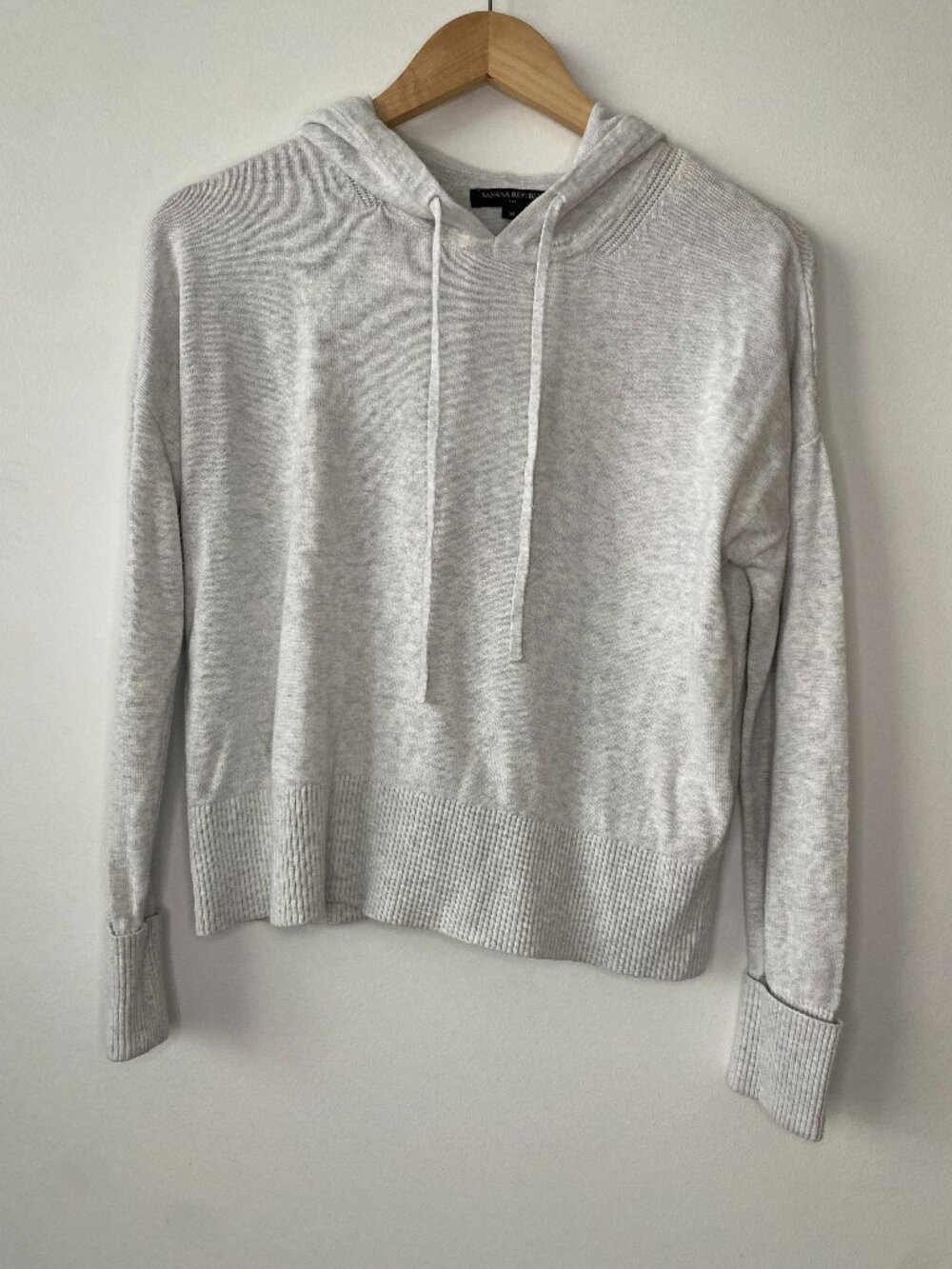 Banana Republic Light Gray Hooded Sweater Soft Knit Pullover Hoodie M